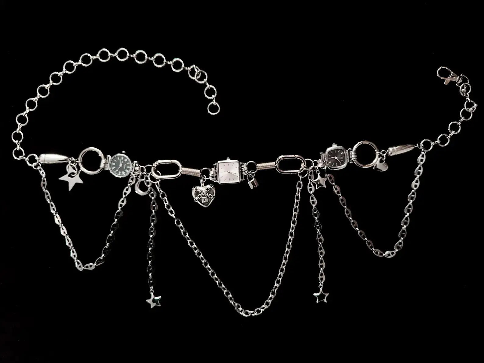 Minimalist titanium pants chain styled by Taylor Swift