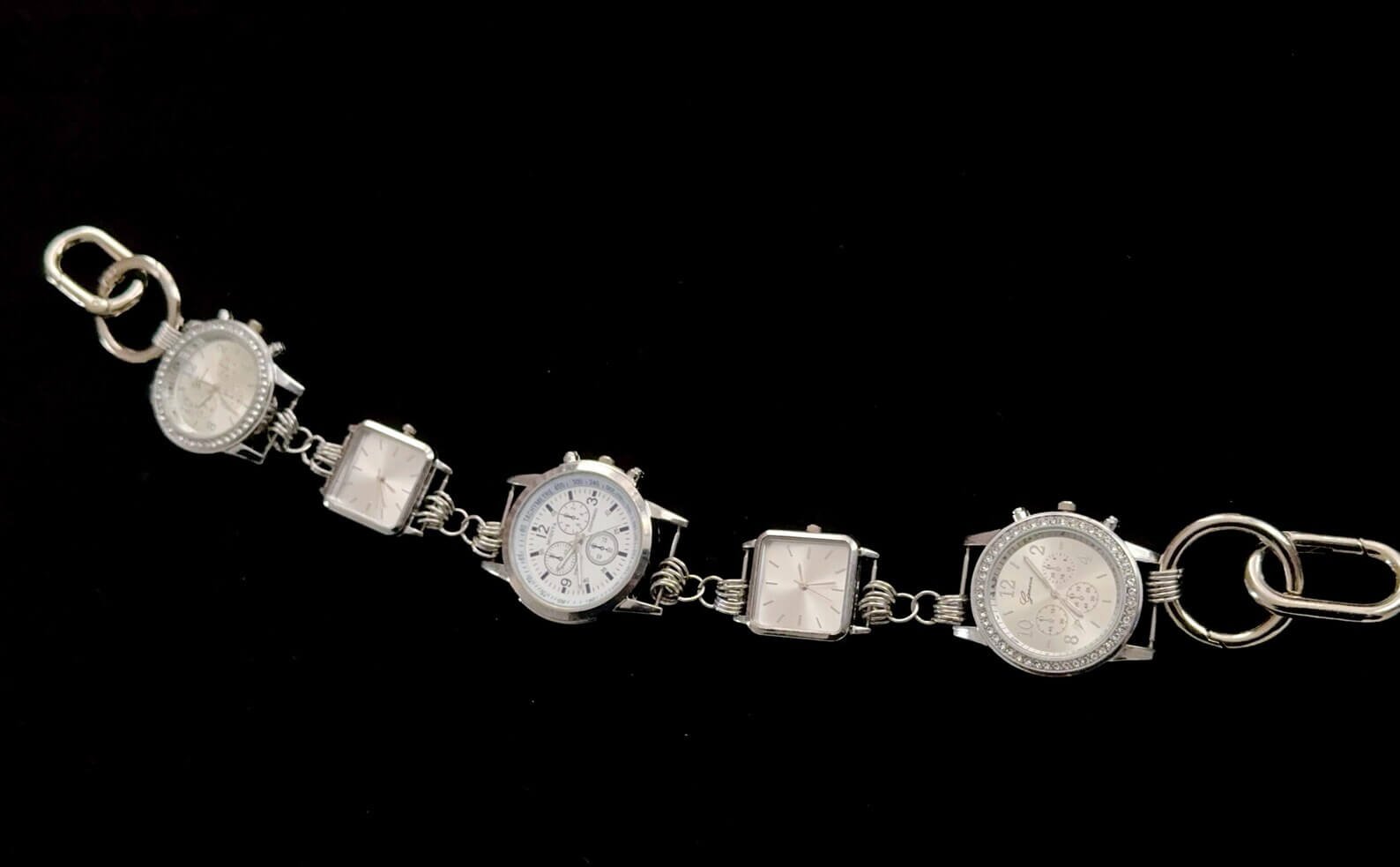 Minimalist silver bag chain styled by Hailey Bieber