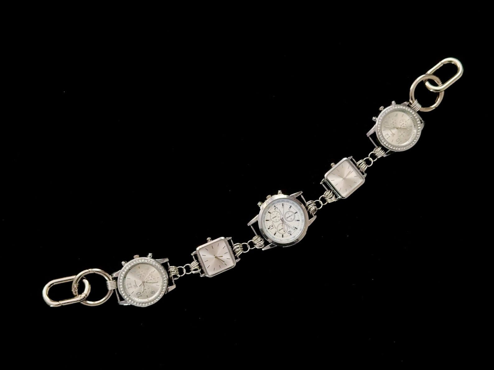 Minimalist silver bag chain styled by Hailey Bieber