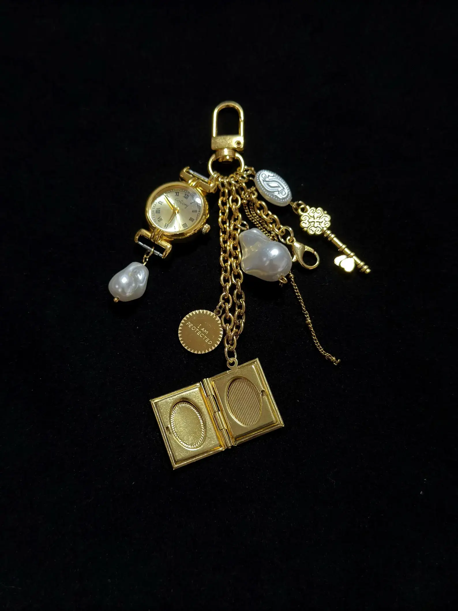 Titanium watch keychain perfect gift for birthdays: A sleek titanium chain with a functional miniature watch, attached to a durable keyring, making it an elegant and practical accessory ideal for gifting on special occasions.